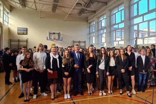 rozpoczecie_roku_szkolnego_2022_2023__1_.jpg