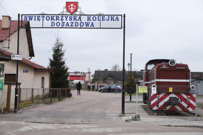 KOLEJKA__1_.jpg